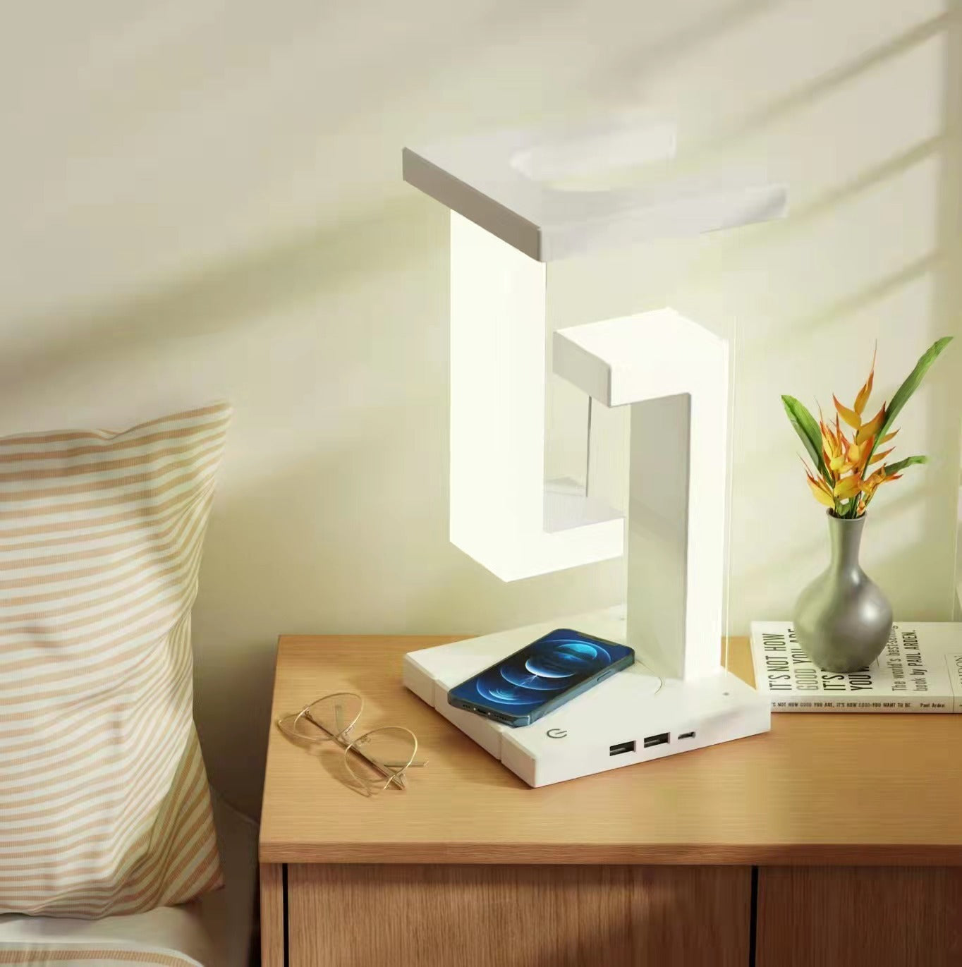 Creative Smartphone Wireless Charging Suspension Table Lamp Balance Lamp Floating For Home Bedroom - VELORIA